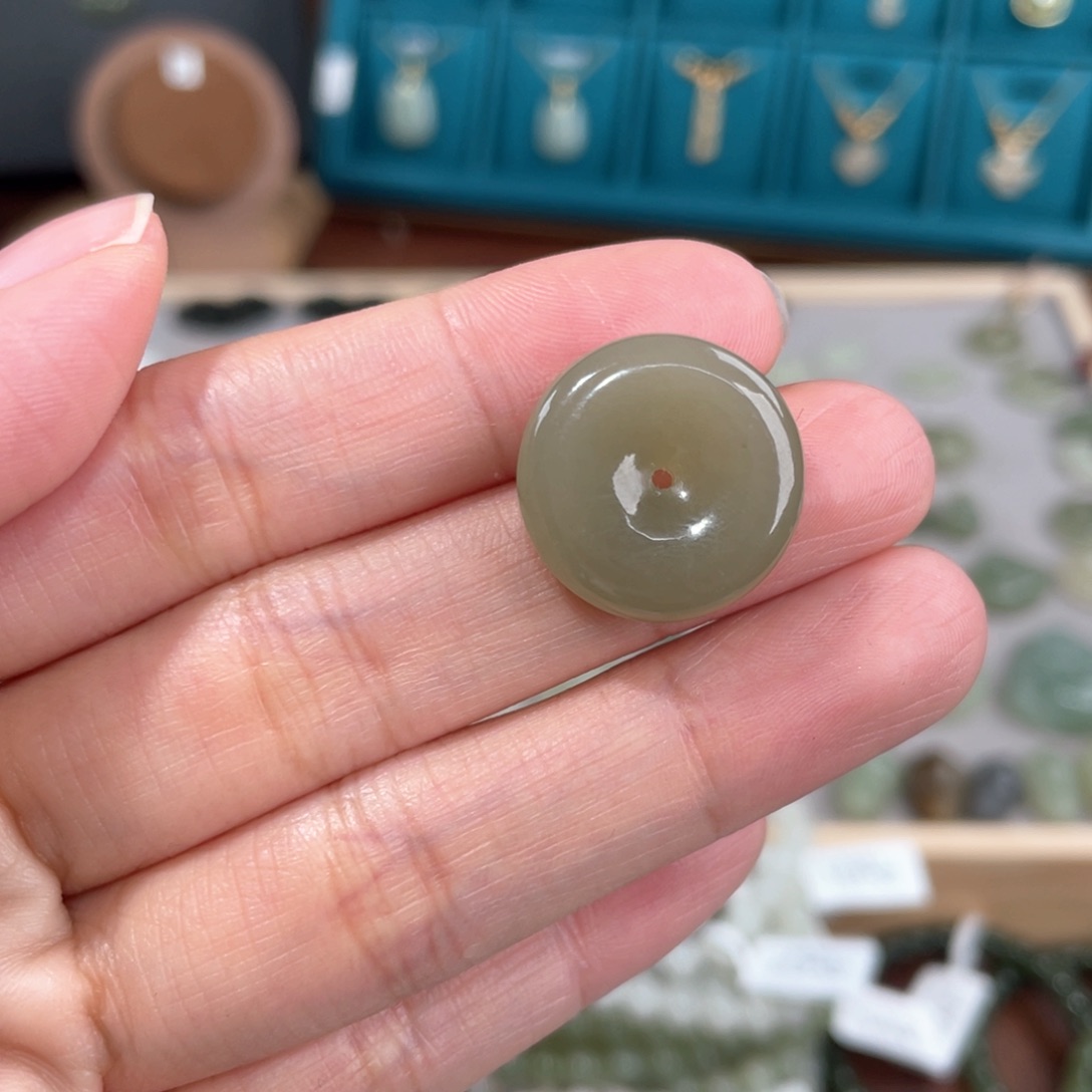 和田玉吊坠(不含链)未镶嵌s****g