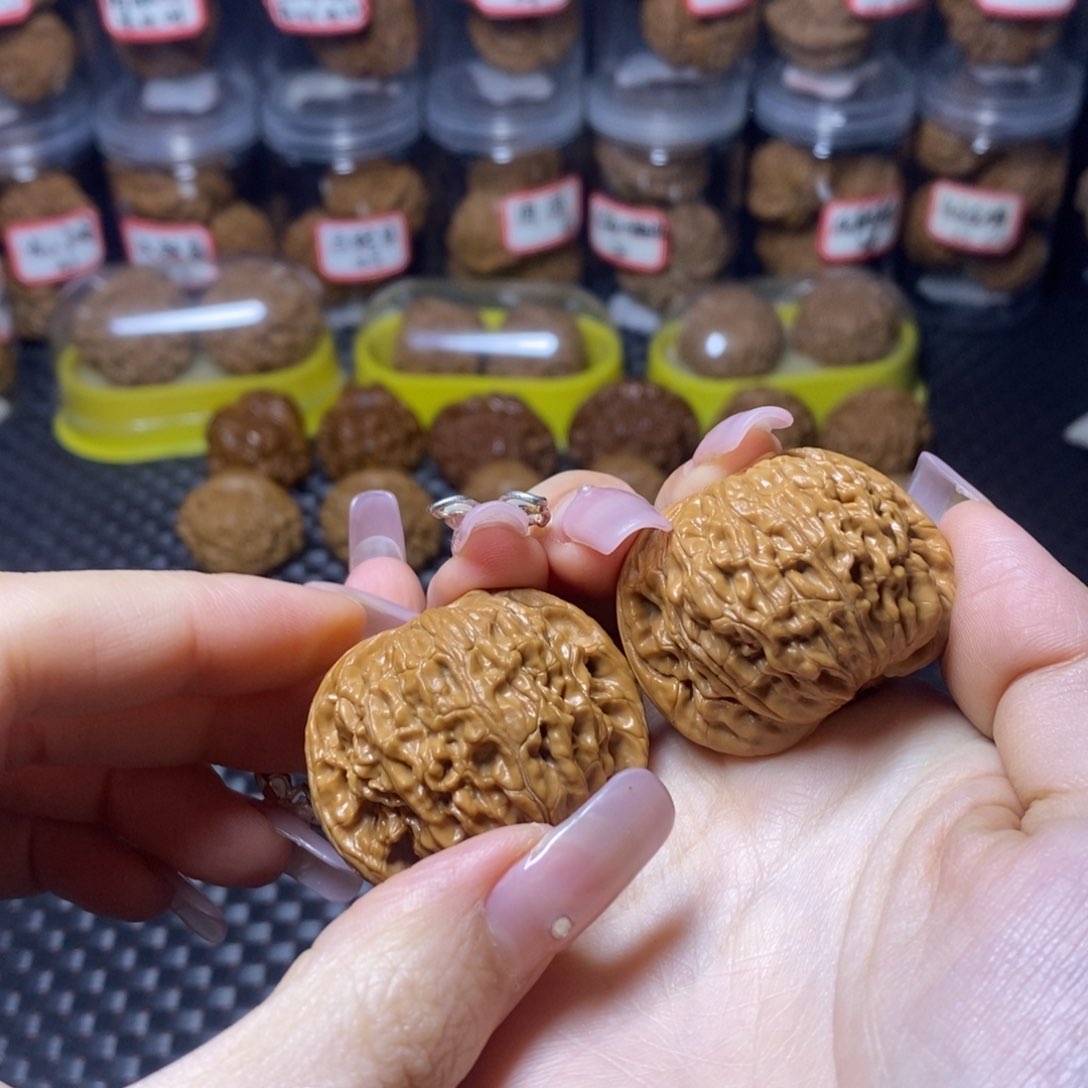 文玩核桃吊坠磨盘40.5