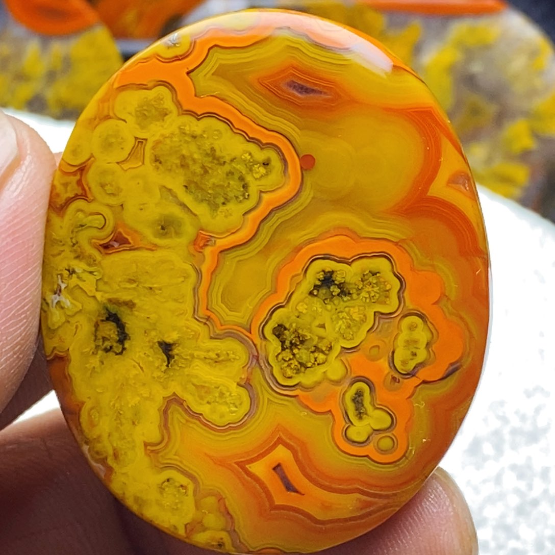 玛瑙/玉髓颈饰未镶嵌e***h