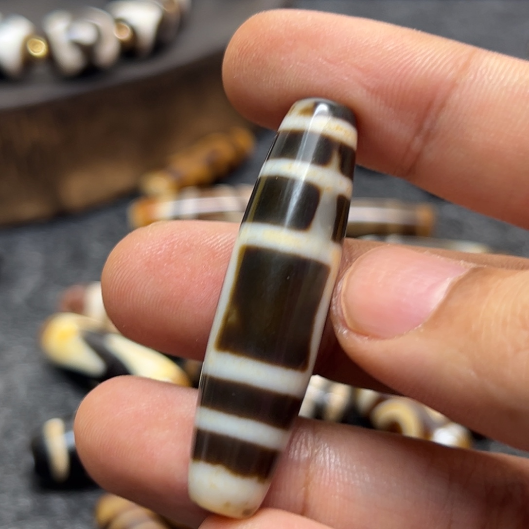 玛瑙/玉髓合金颈饰