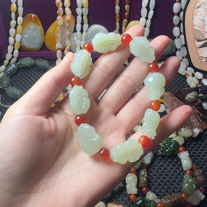 @***子和田玉未镶嵌手链