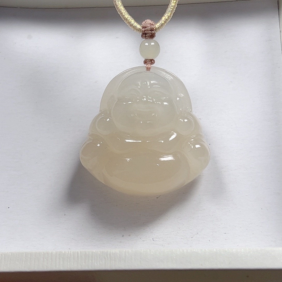 颈饰未镶嵌和田玉一***心