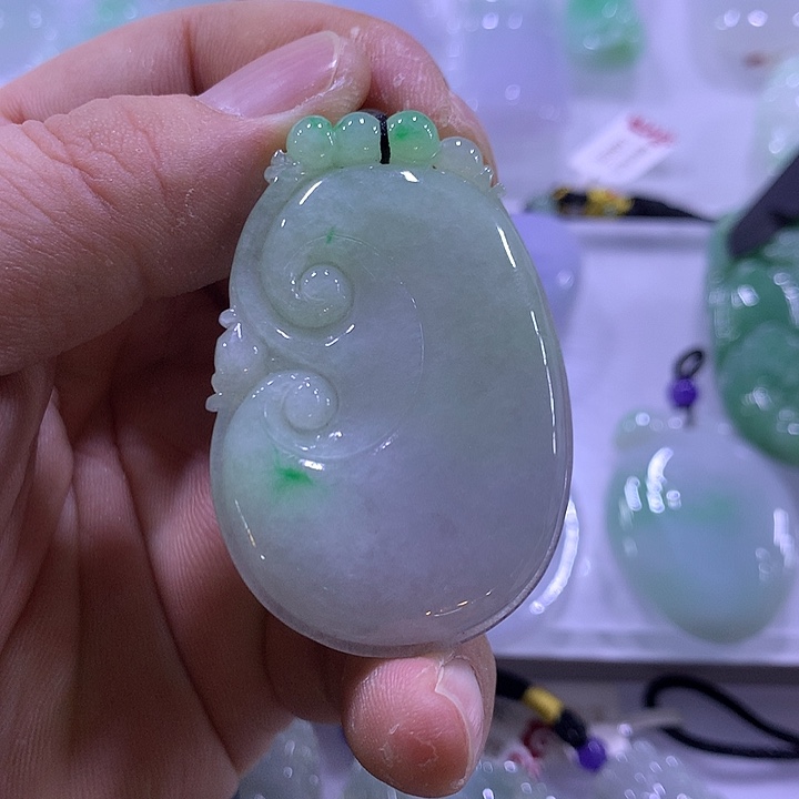 ****容翡翠未镶嵌颈饰天然翡翠A货吊坠