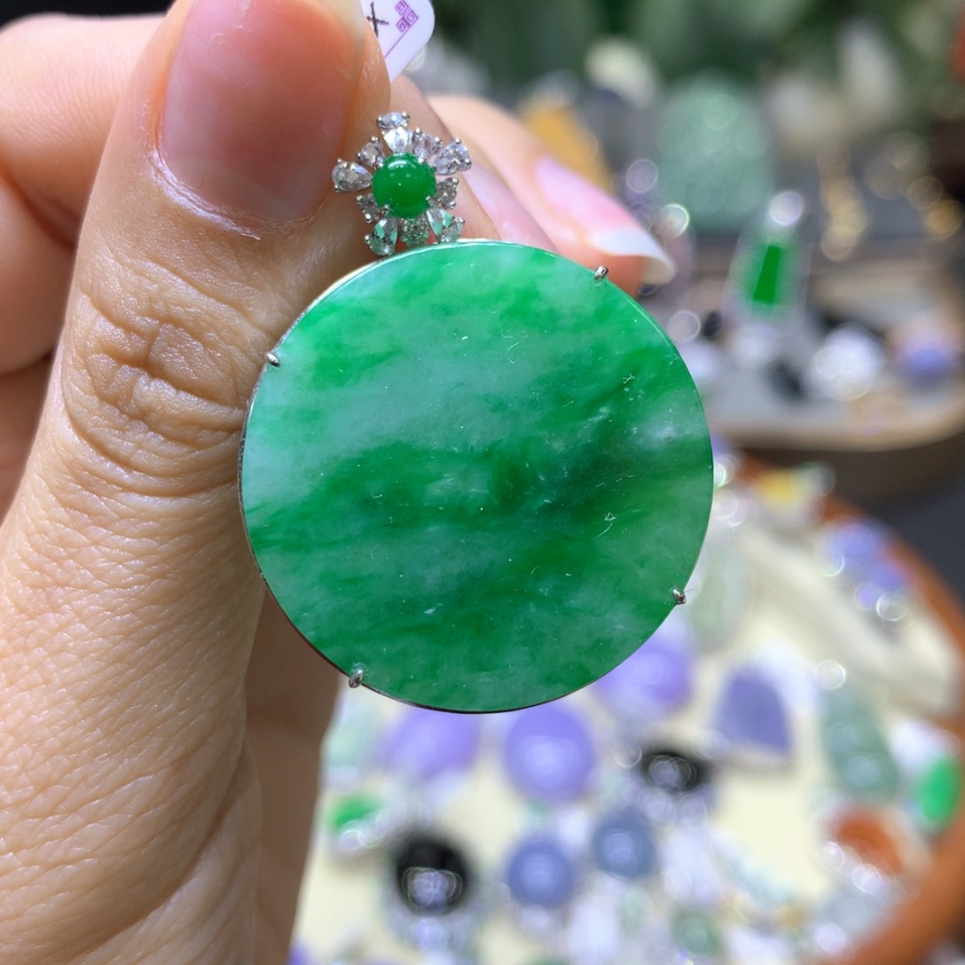 翡翠未镶嵌颈饰翡翠吊坠项链