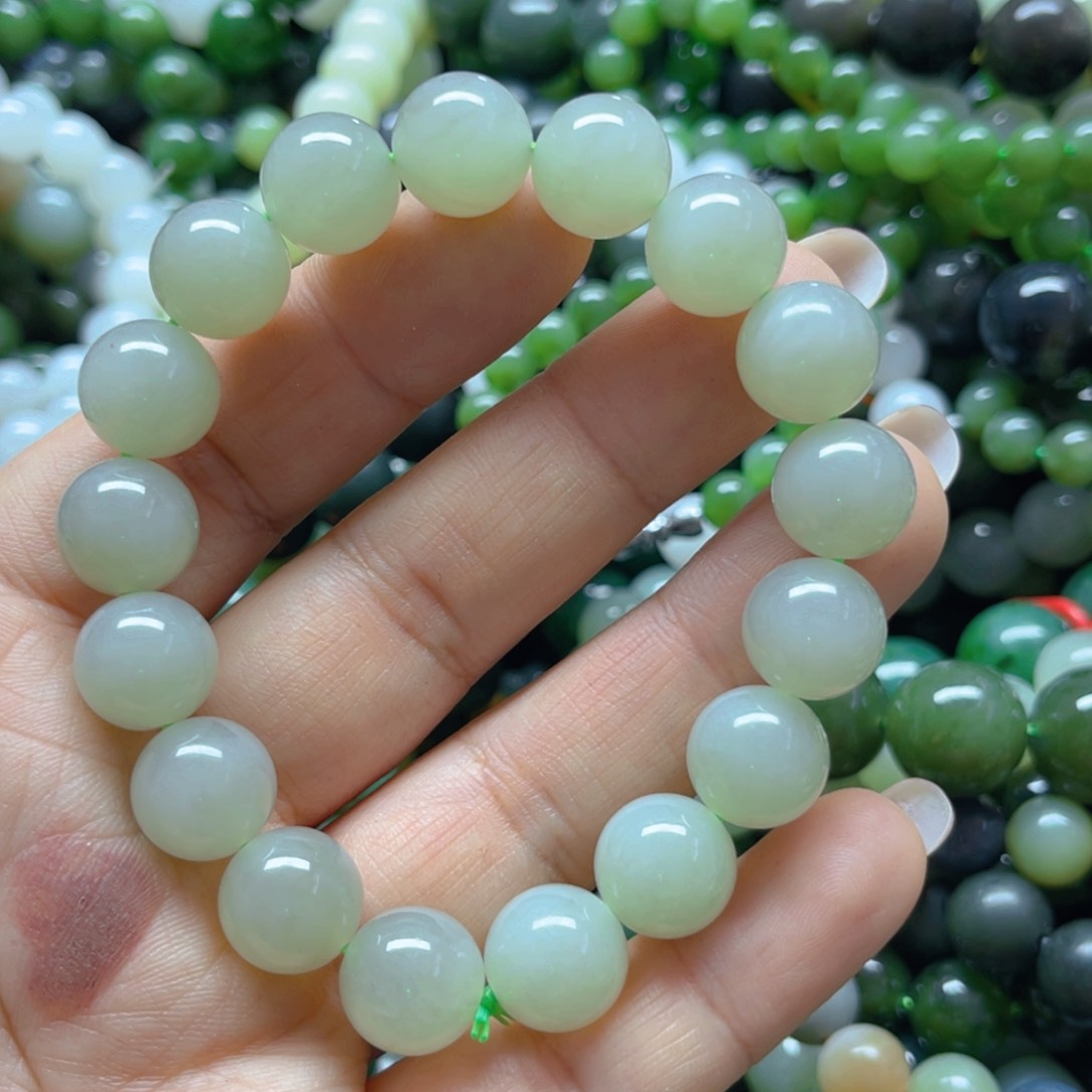 手链未镶嵌和田玉