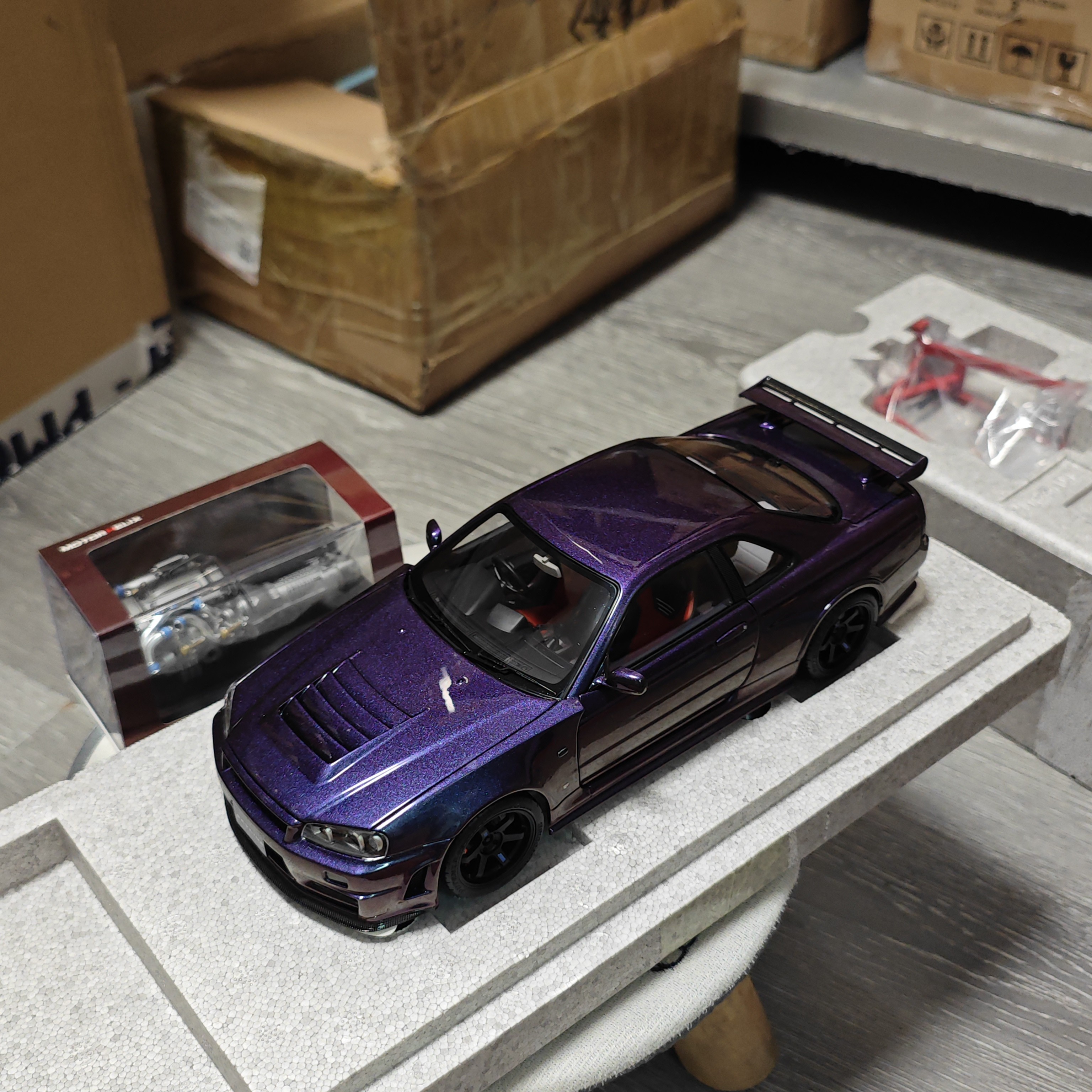 MH 1:18 NISSAN GTR CRS 午夜紫 合金车模