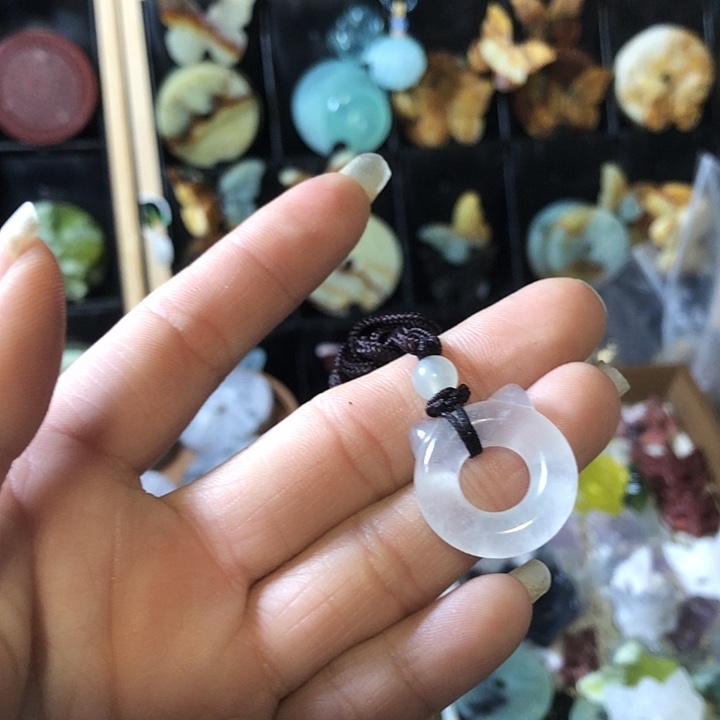 岫玉未镶嵌岫玉挂件