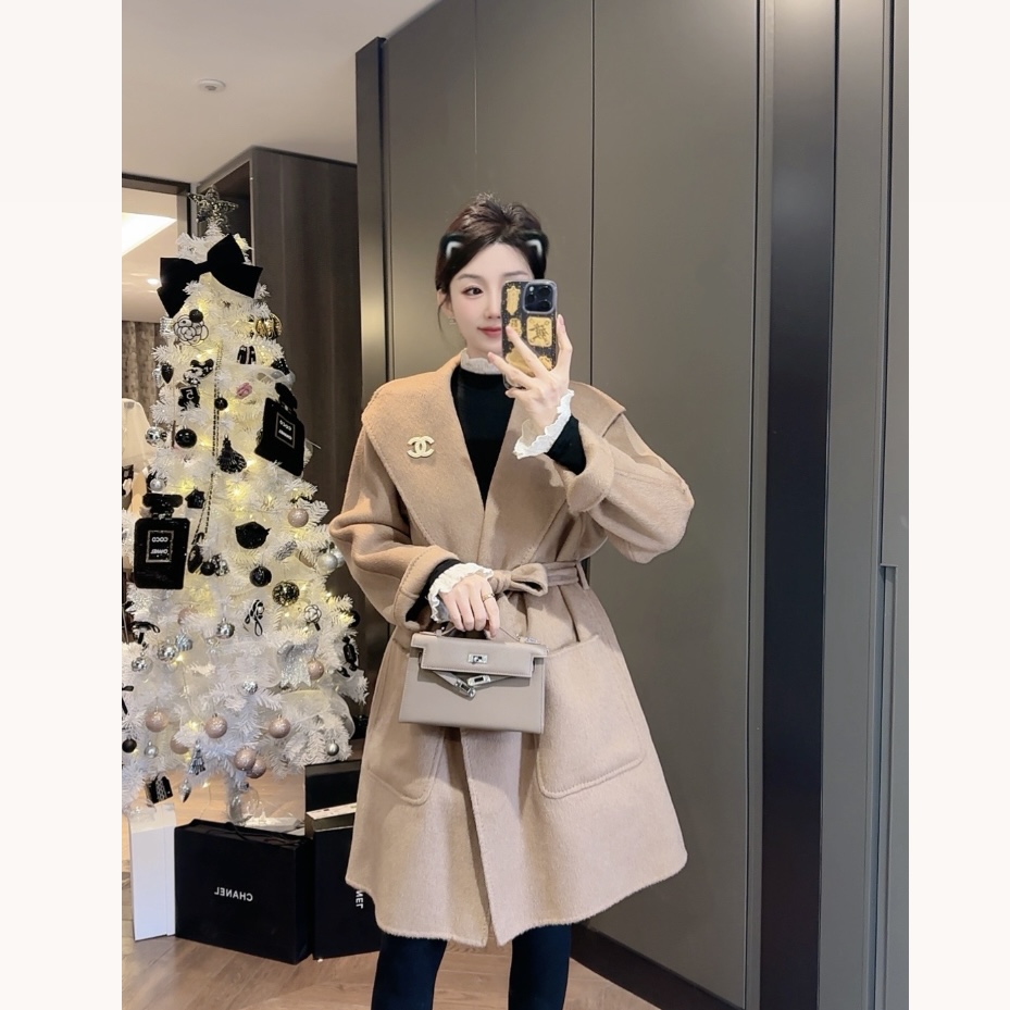 【大静静】秋冬纯色系带经典款驼绒中长款大衣766