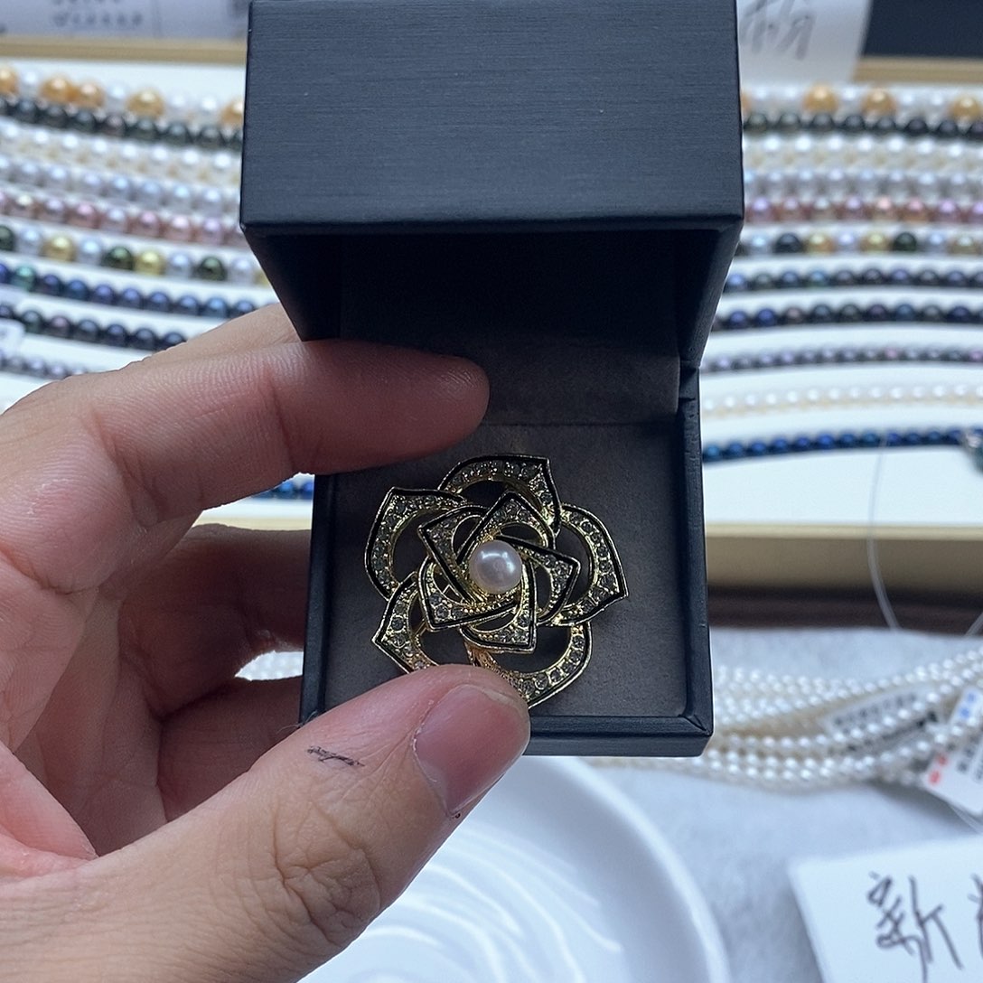 海水珍珠颈饰银S925镶嵌优**身