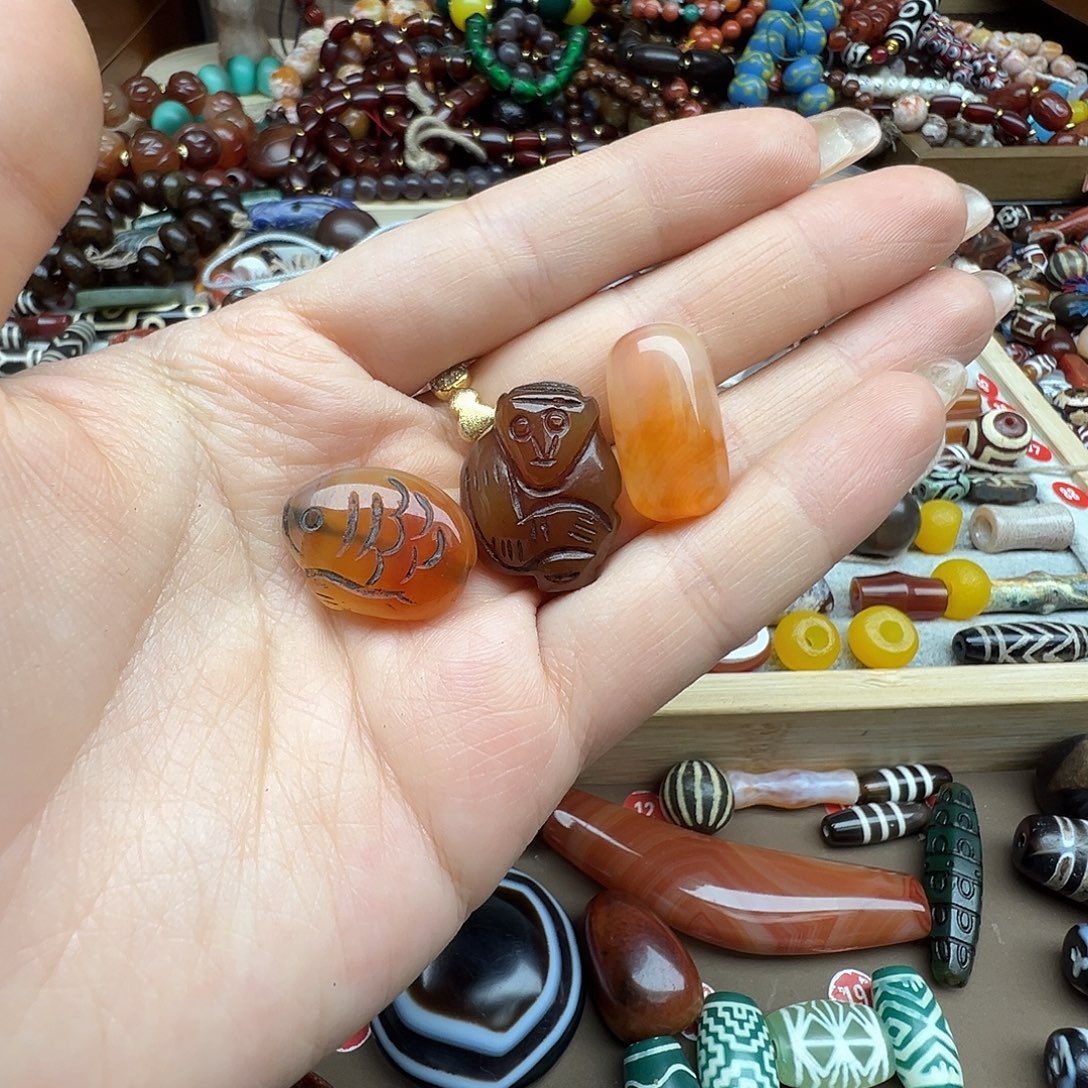 晶***镜玛瑙/玉髓未镶嵌珠宝半成品