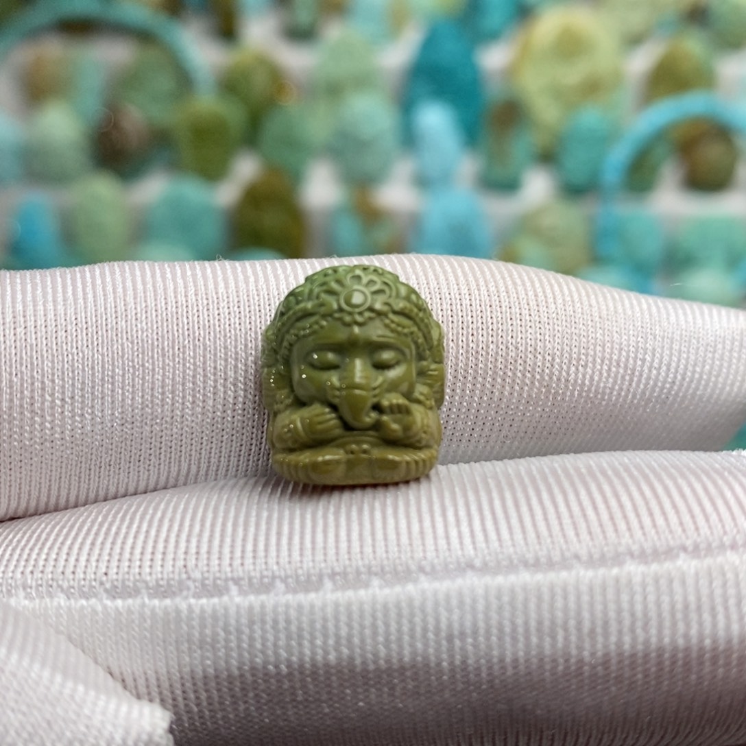 绿松石未镶嵌绿松石