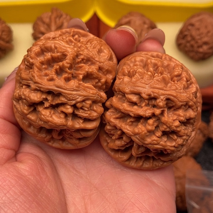 文玩核桃把件你**弱49粗筋