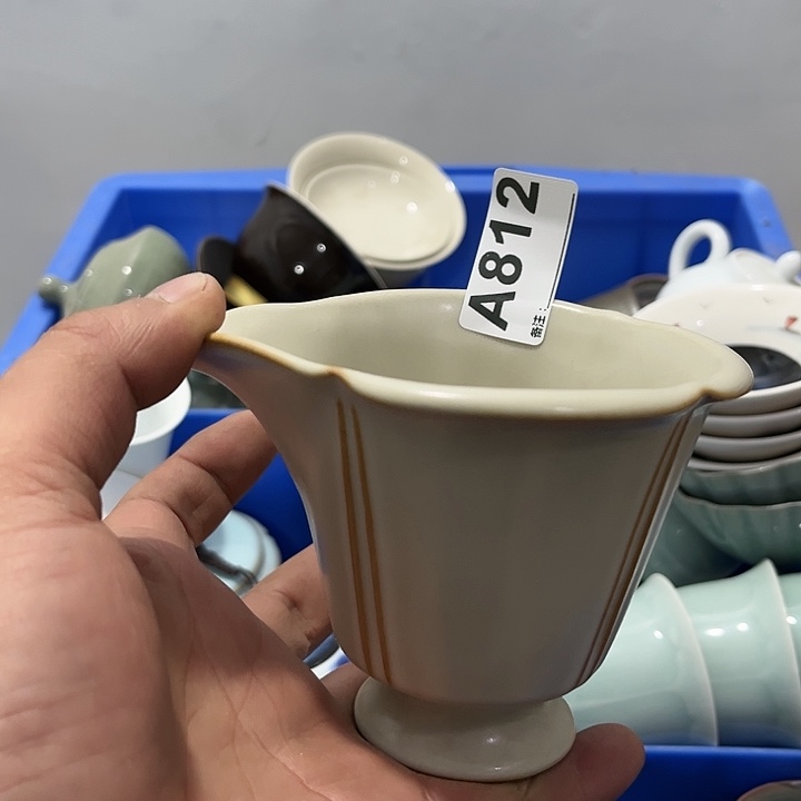 茶具默认微瑕瓷器、茶具、壶、摆件，介意勿拍 