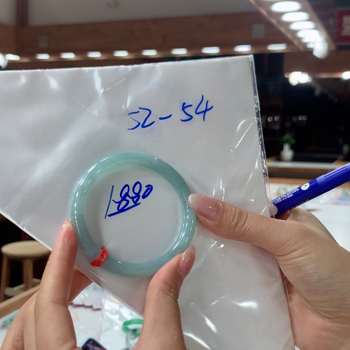 翡翠手镯未镶嵌买断