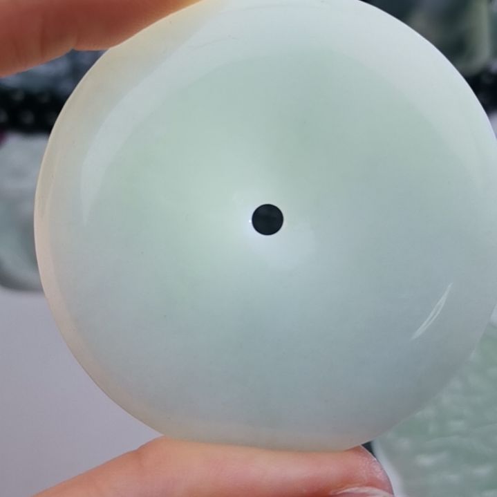 翡翠颈饰未镶嵌天然的A货翡翠多样性发货