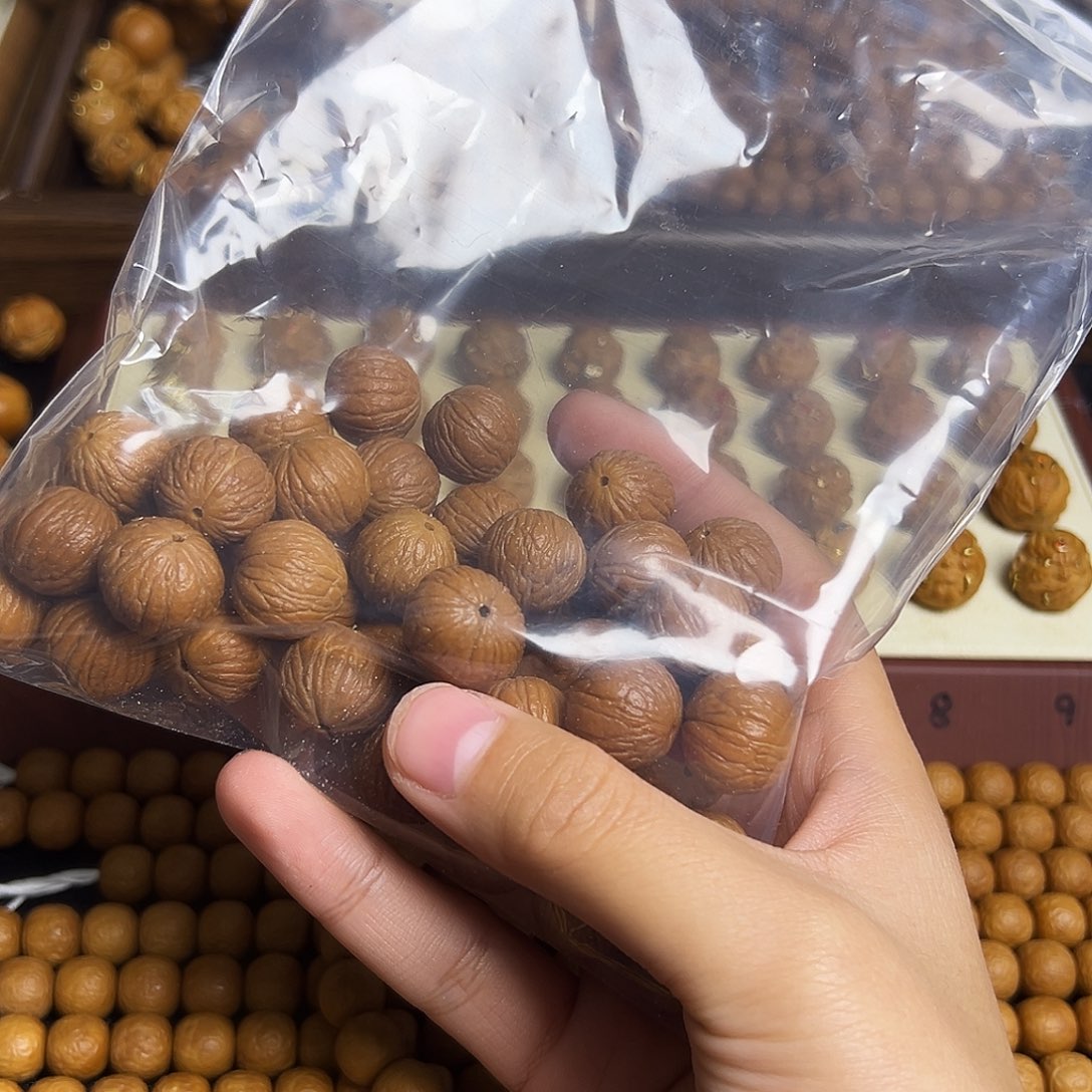 猴头核桃吊坠五十颗凤羽籽