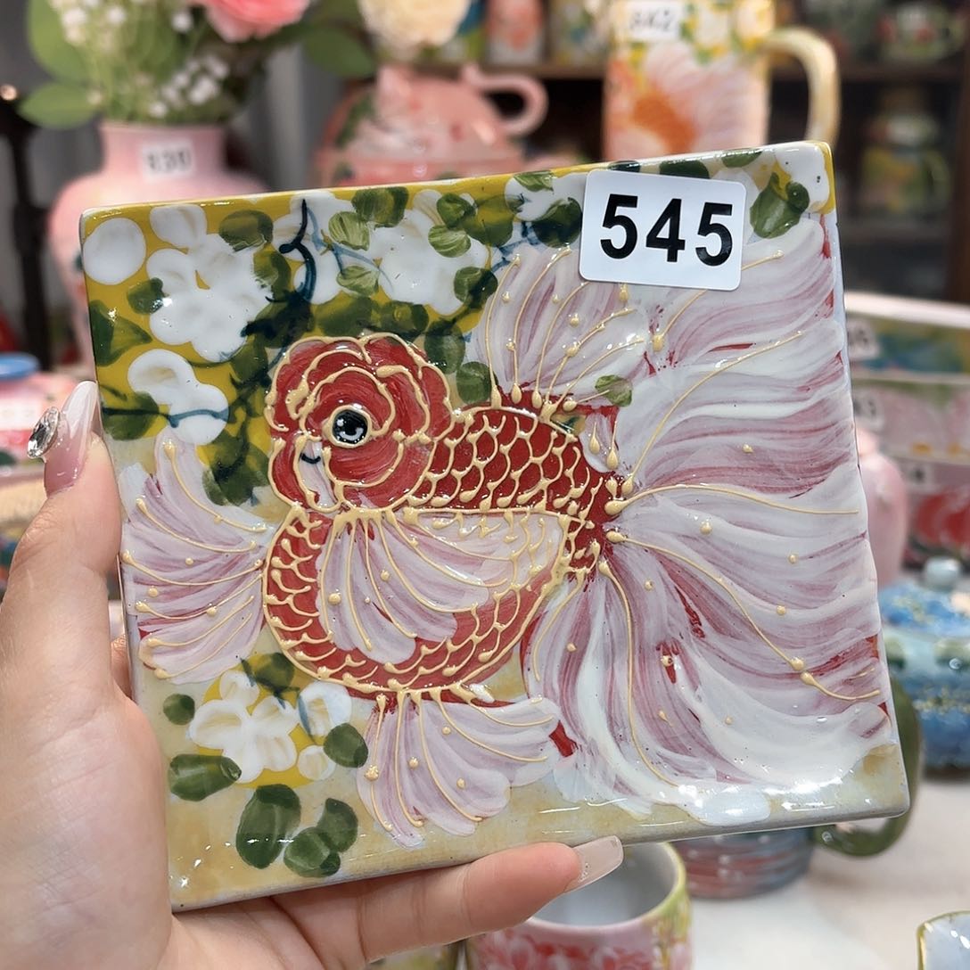 瓷片hhhjjhhhhjhhhjm