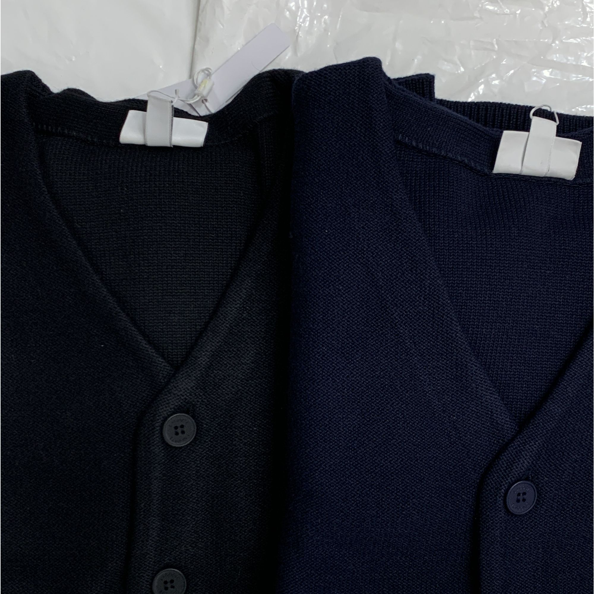 6886羊毛V领开衫