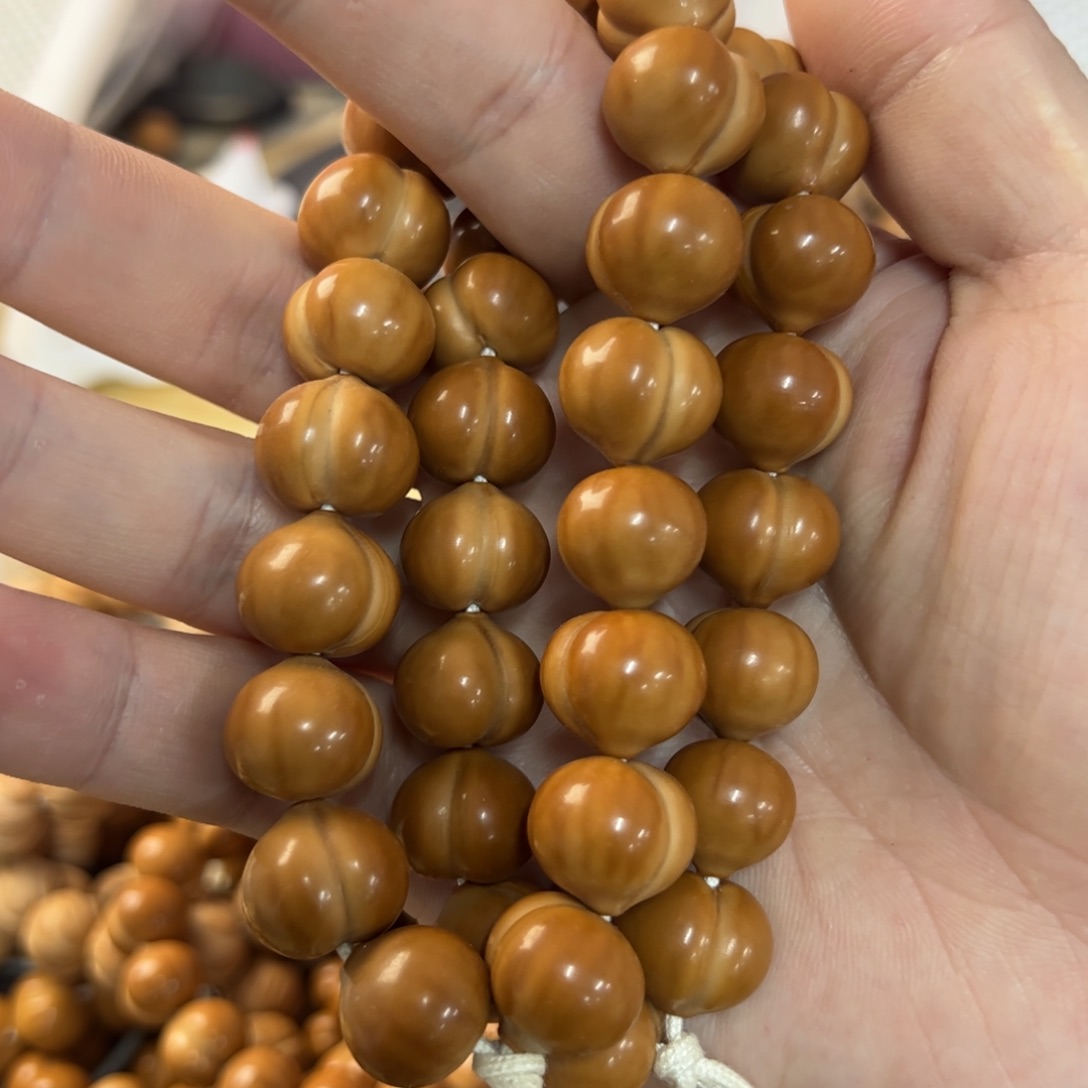 手串猴头核桃16左右柯基皮桃