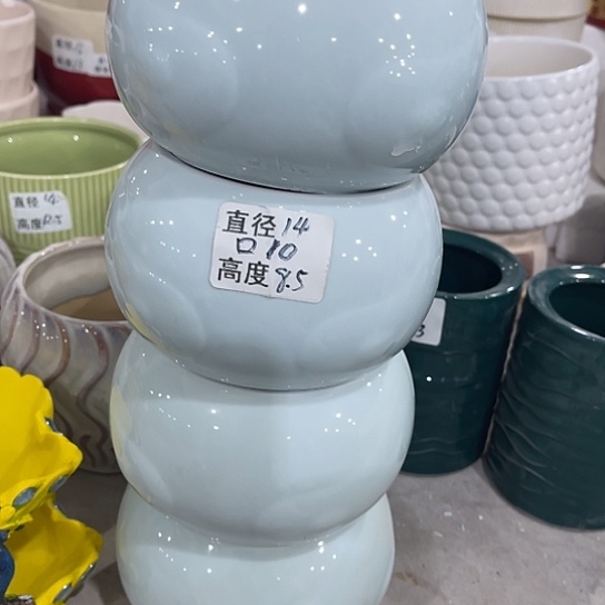 多肉绿植陶瓷花盆9.9包邮，有孔
