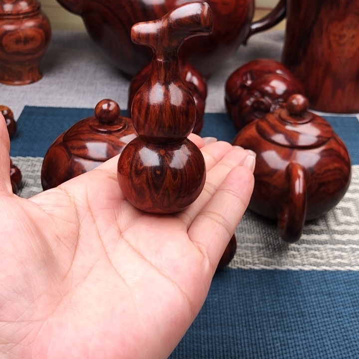 娃***哈黄花梨/降香黄檀海南黄花梨胡芦