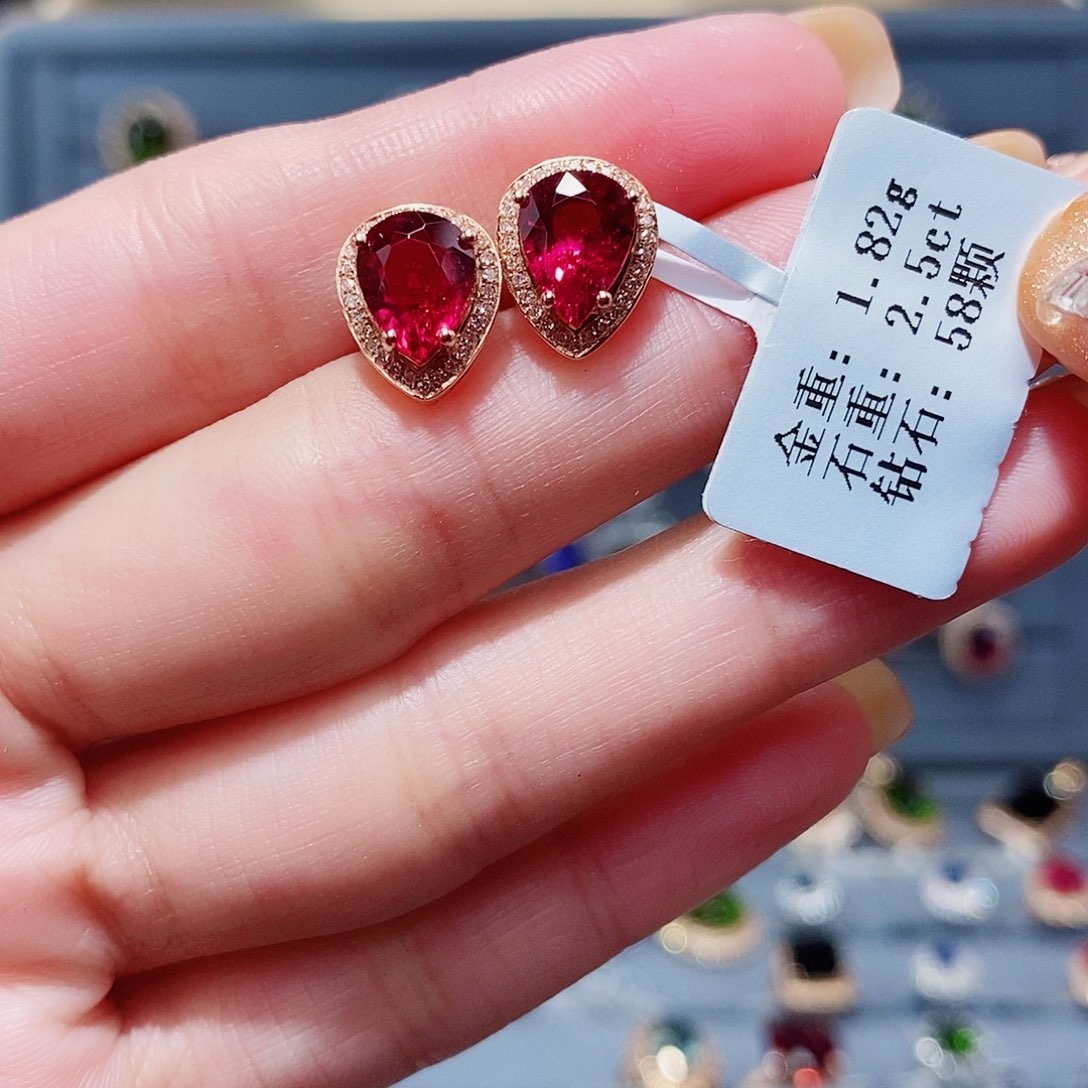 碧玺耳饰18K金镶嵌2.5ct配钻