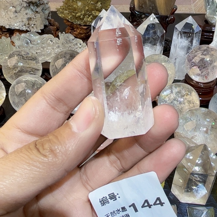 水晶摆件未镶嵌晶柱