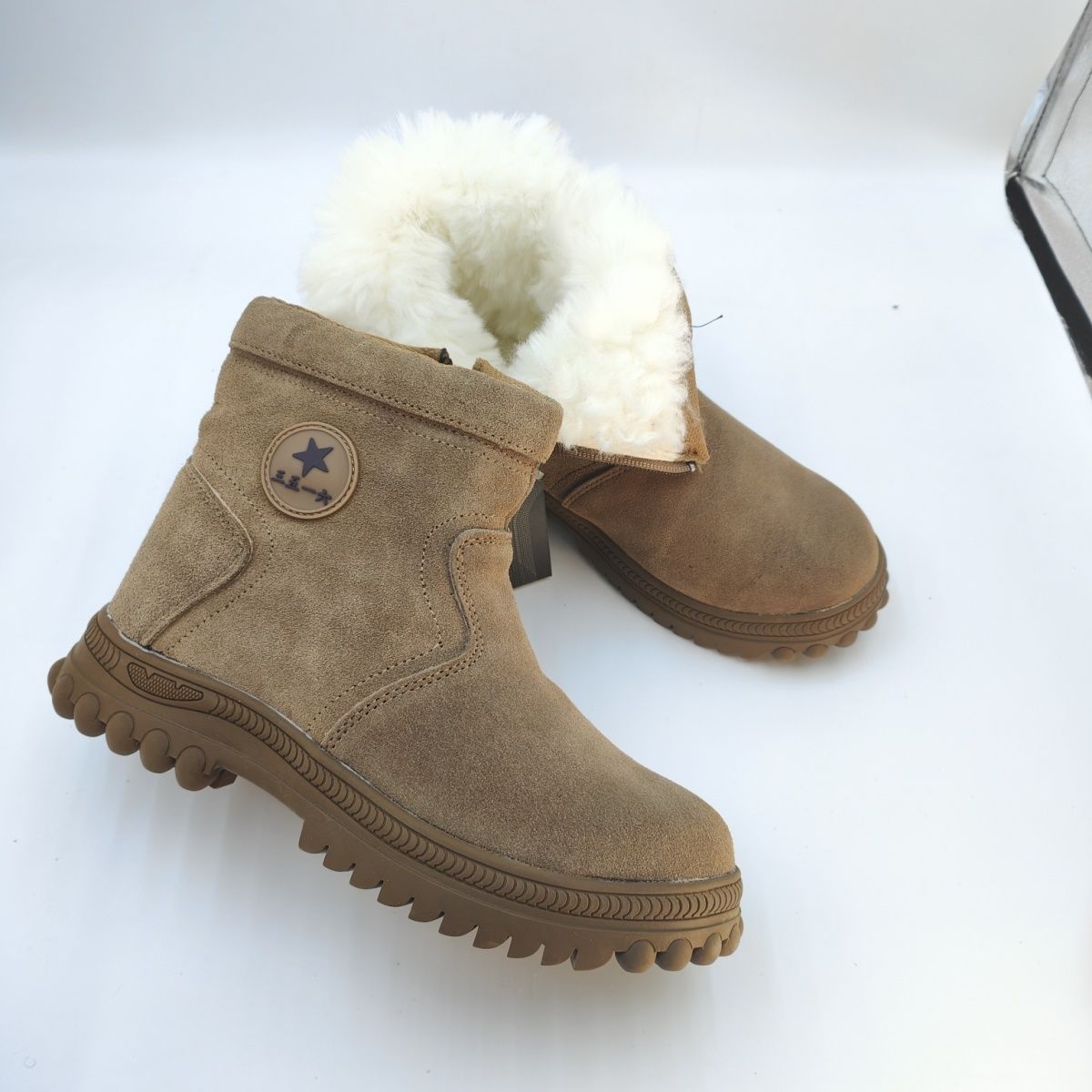 纯羊毛劳保鞋加厚皮毛一体防砸防刺穿