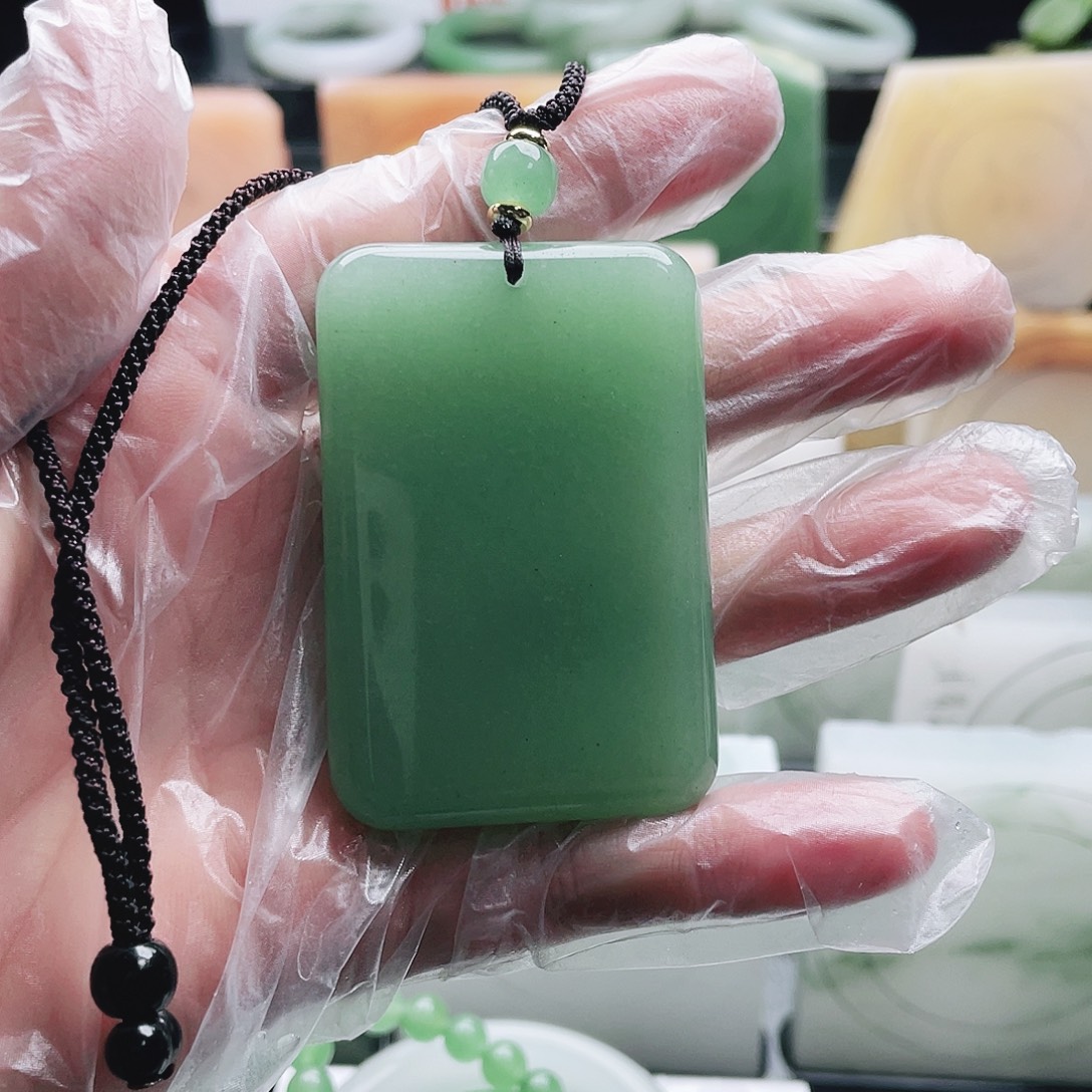 探***者定制石英质玉未镶嵌东陵玉