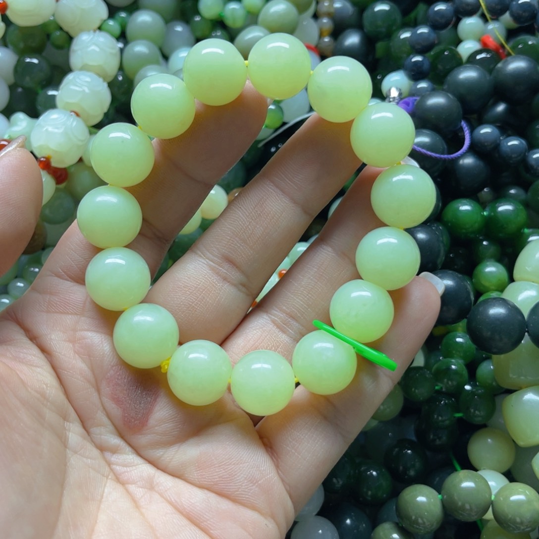 和田玉手链未镶嵌