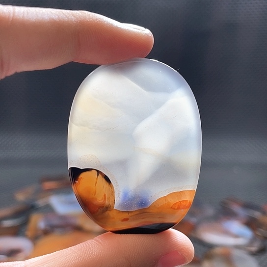 玛瑙/玉髓颈饰未镶嵌