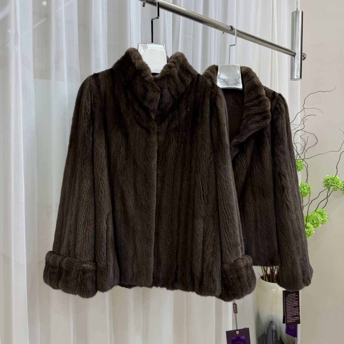 【玉貂王后】立翻领南瓜袖马哈根本色