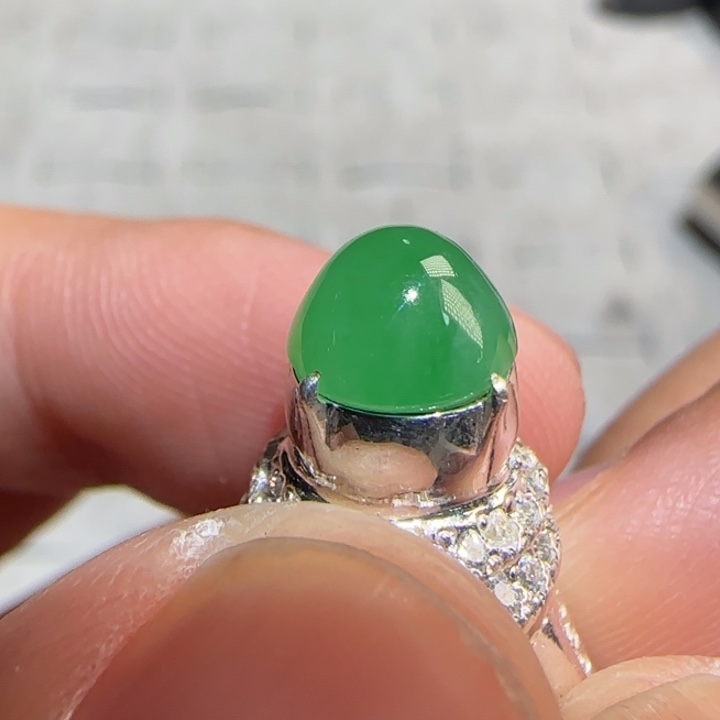 定制翡翠未镶嵌翡翠