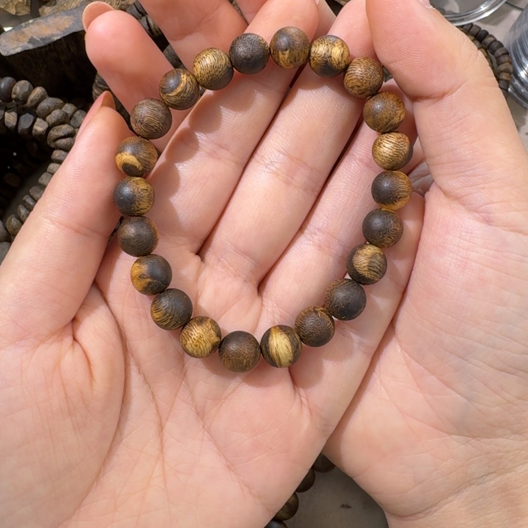 沉香手串奇楠沉香花珠0.9圆珠单圈 多样性发其一