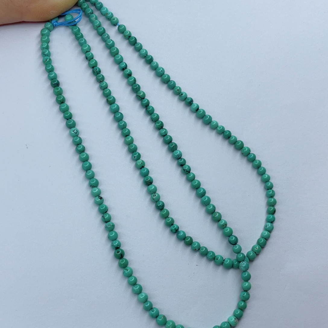 绿松石颈饰未镶嵌