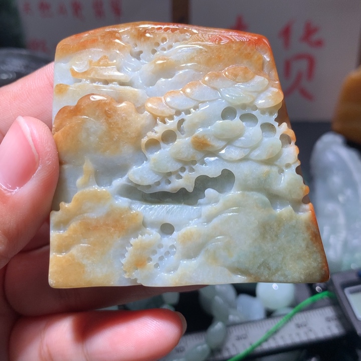 翡翠未镶嵌颈饰保真天然A货翡翠