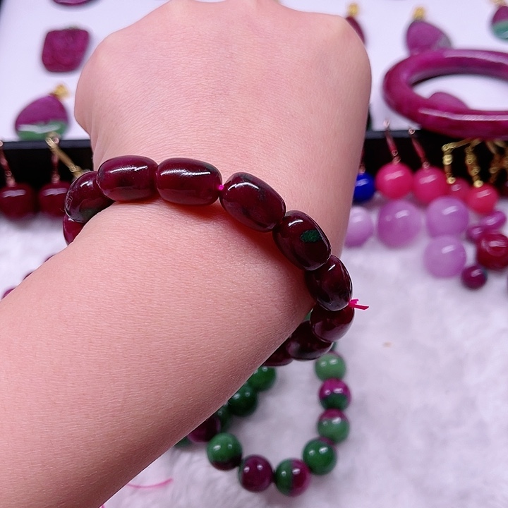 红宝石单圈未镶嵌