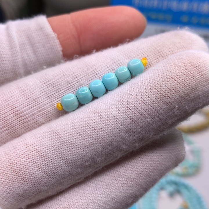 绿松石配饰未镶嵌