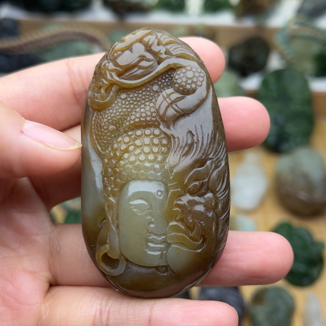 和田玉颈饰未镶嵌