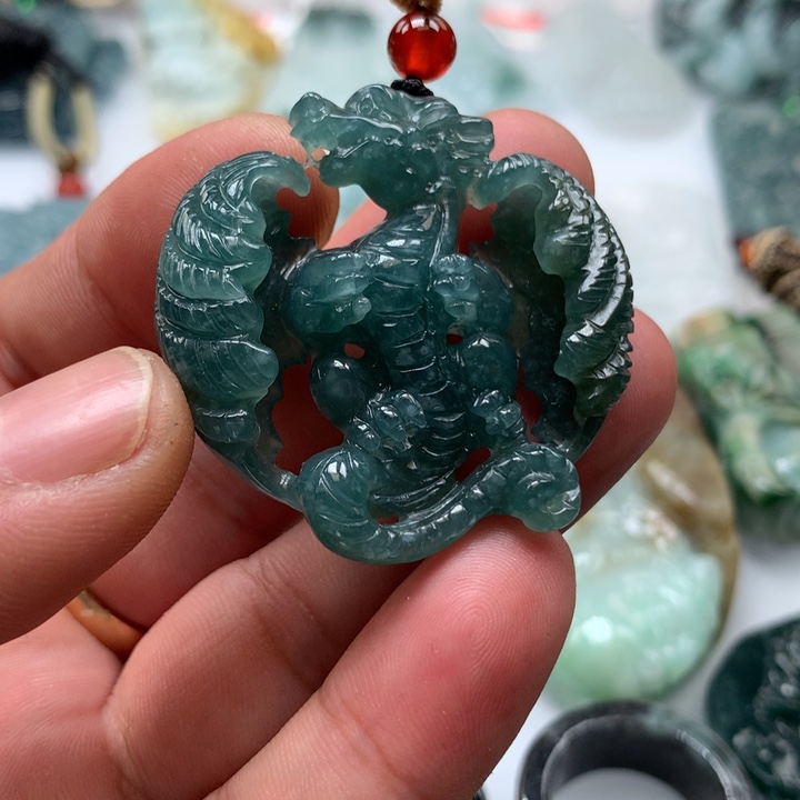 翡翠颈饰未镶嵌保真天然A货翡翠