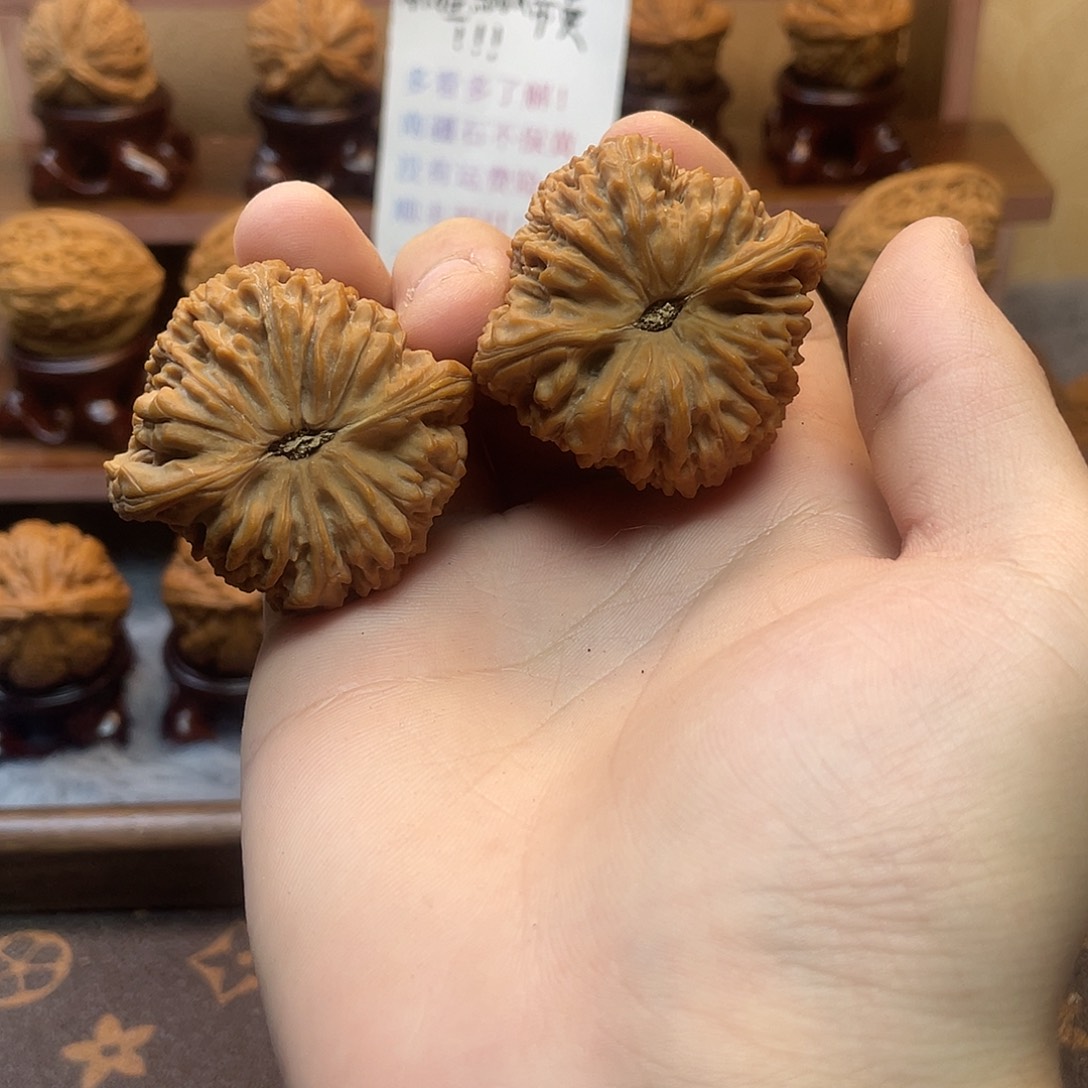 哈****吊坠文玩核桃11111