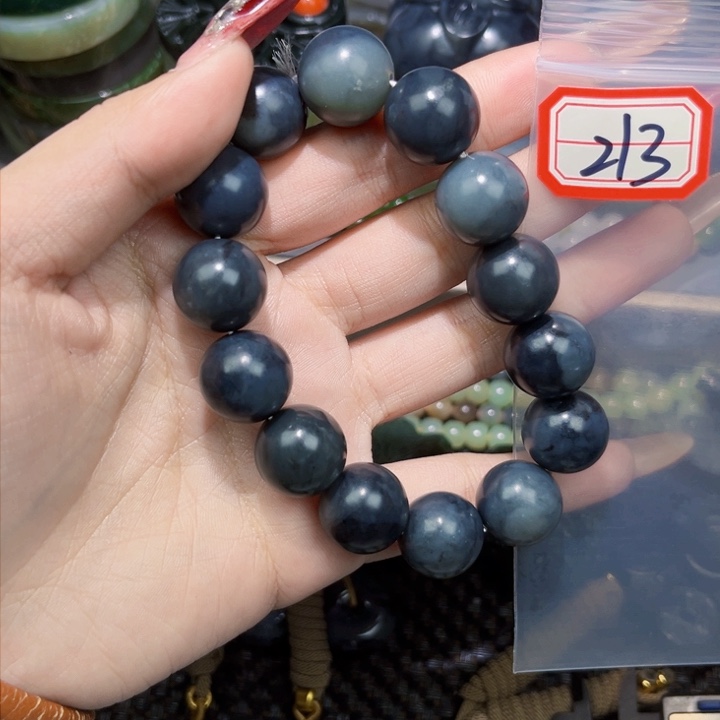 和田玉和田玉边角料随机发未镶嵌