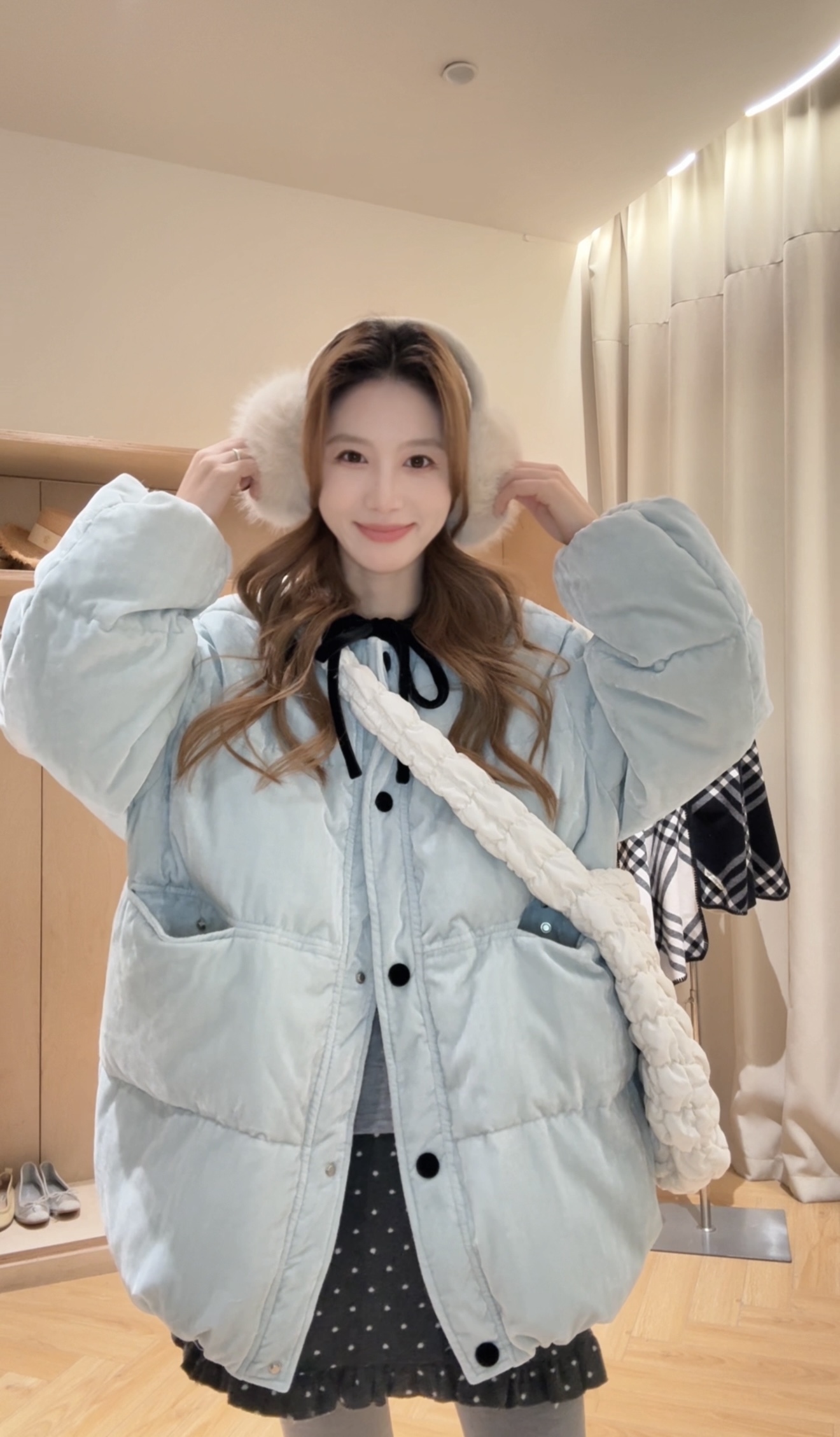 【YS】‘今日大雪’圆领丝绒系带蝴蝶结新国标90羽绒服~X648