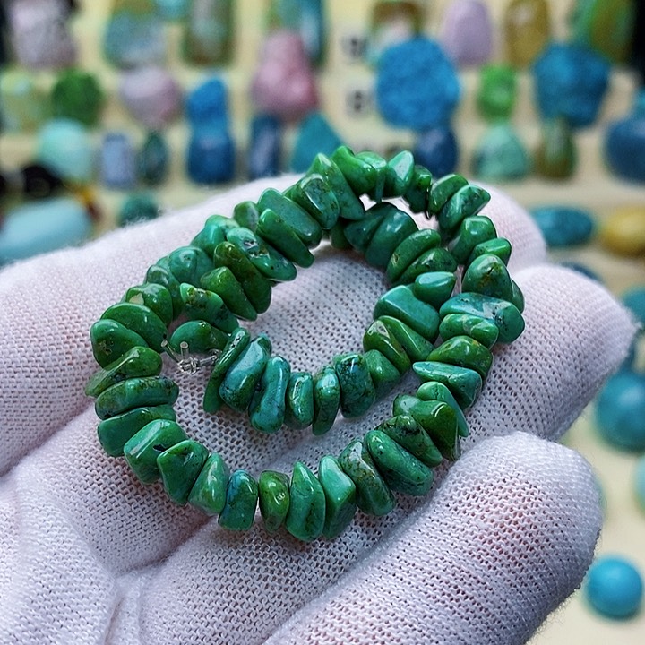 绿松石配饰未镶嵌