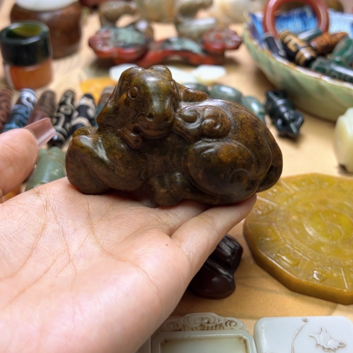 【闪购商品】蛇纹石玉颈饰未镶嵌