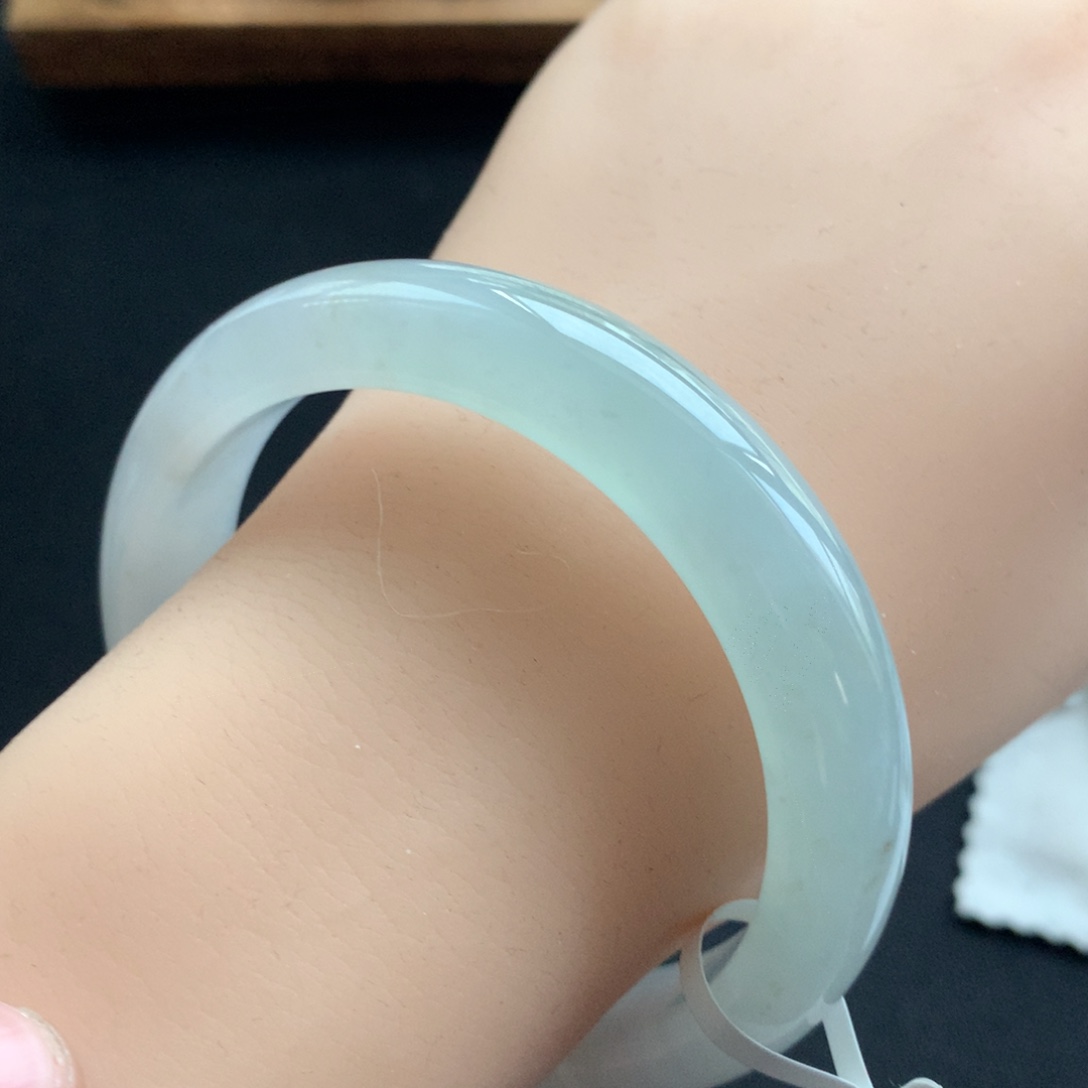 翡翠未镶嵌手镯8号强推