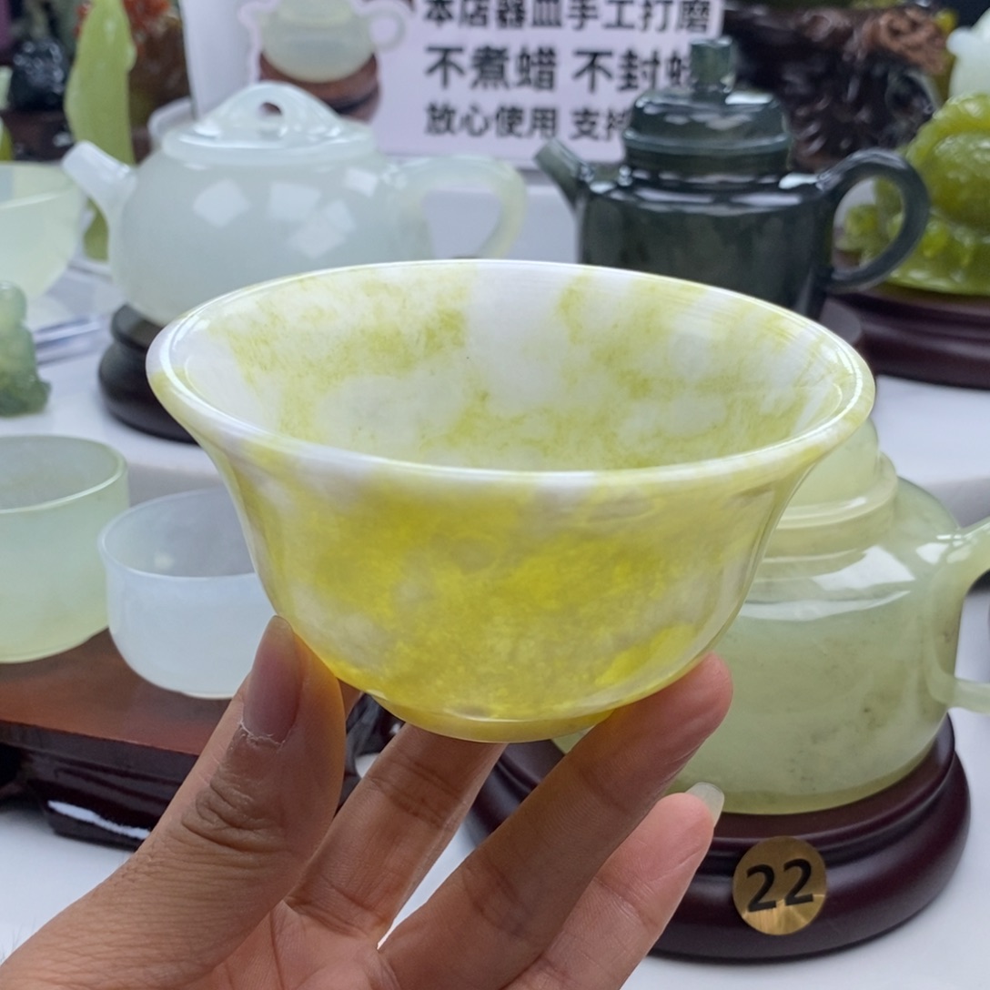未镶嵌岫玉四大名玉玉碗
