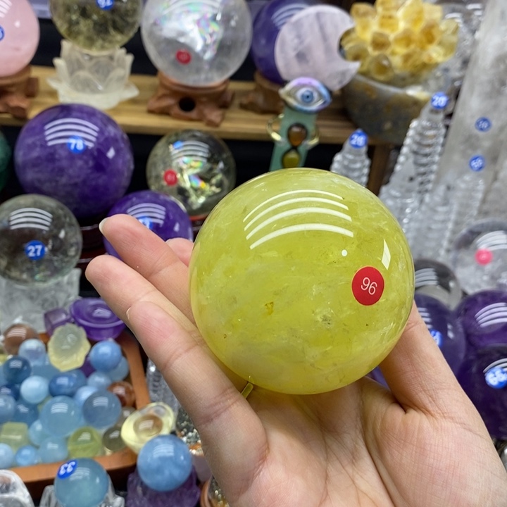 石材天然黄水晶球