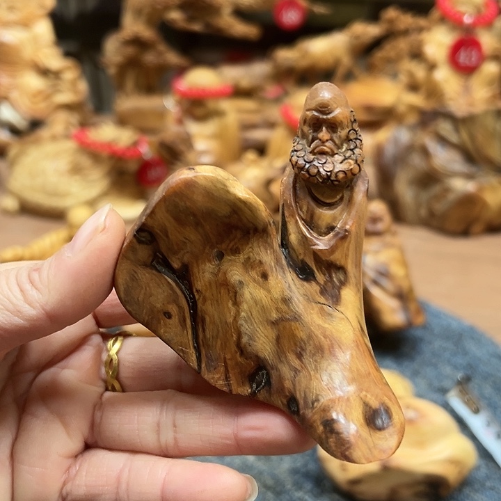 柏木太行崖柏手把摆件