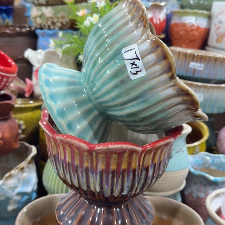 凑9块包邮，有孔花盆